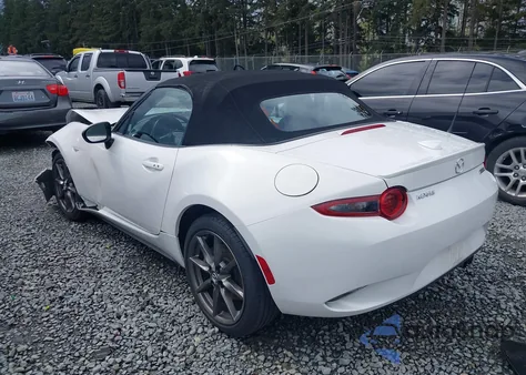 2016 Mazda Mx-5 Miata Grand Touring z USA, uszkodzony, nr VIN JM1NDAD7XG0113357